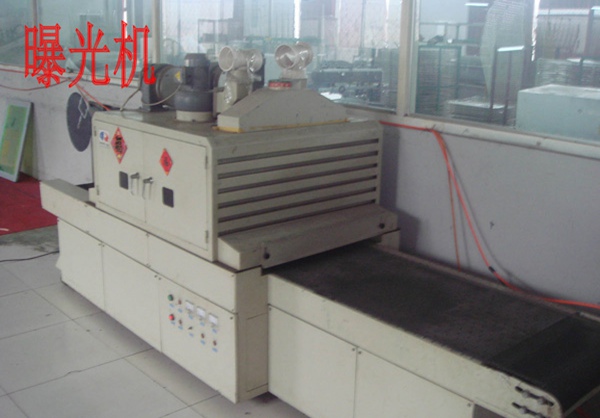 曝光機(jī) 曝光機(jī)